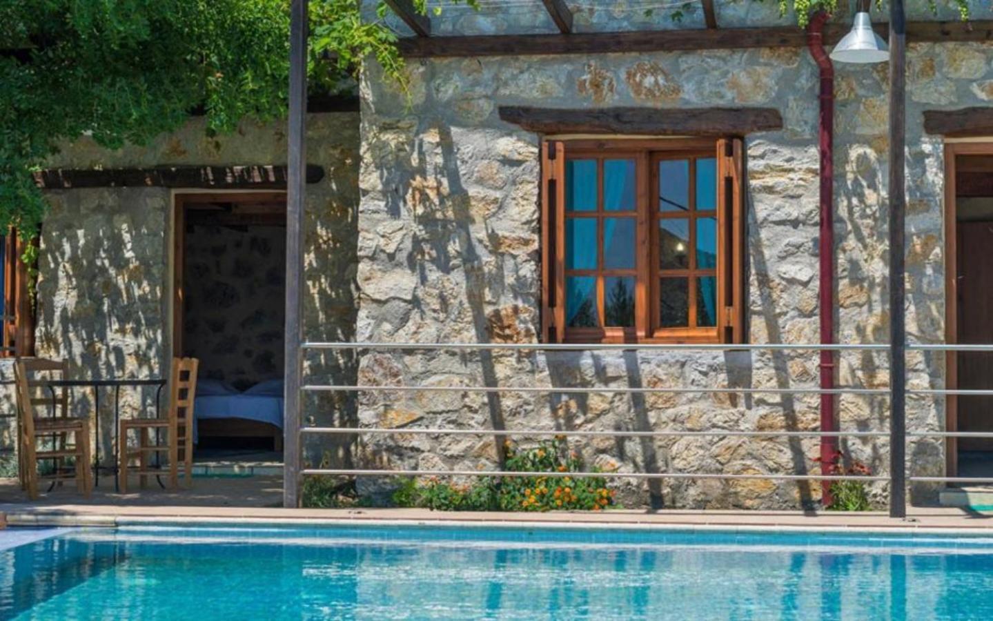 Villa Talos Palaiochora Exterior photo