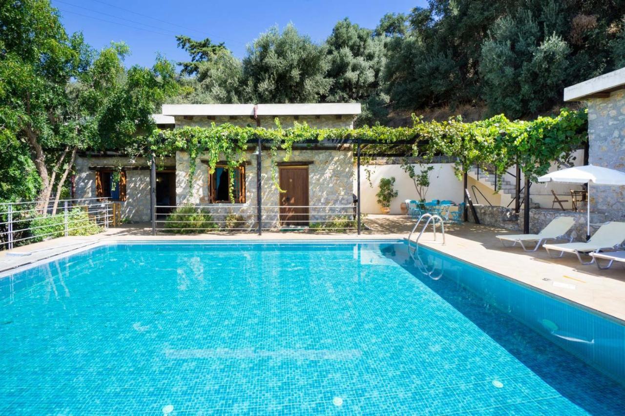 Villa Talos Palaiochora Exterior photo